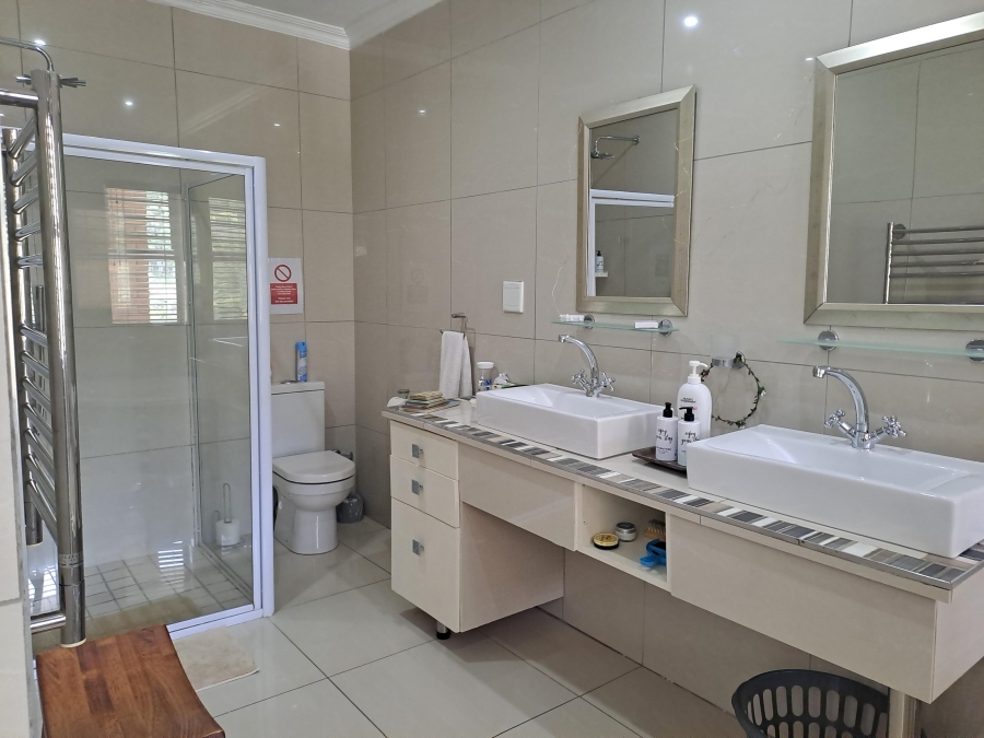 10 Bedroom Property for Sale in Dorchester Heights Eastern Cape